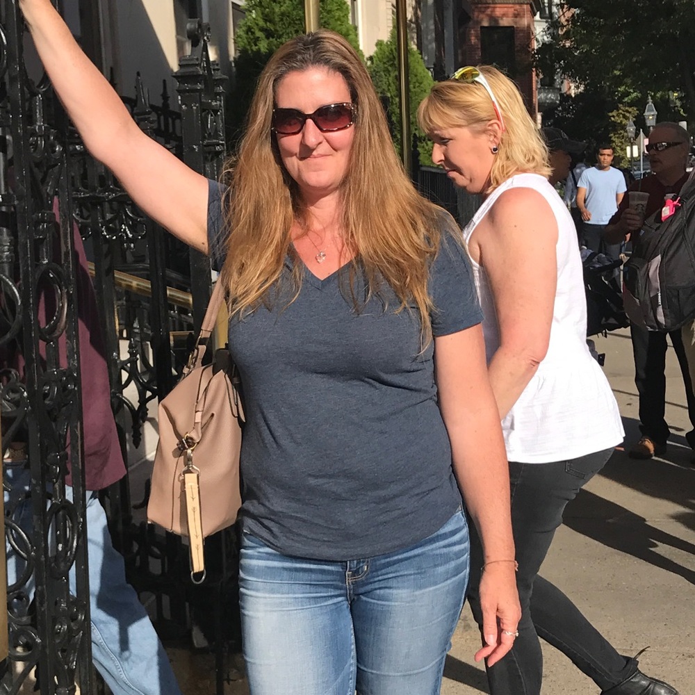 Meet your Posher, Linda